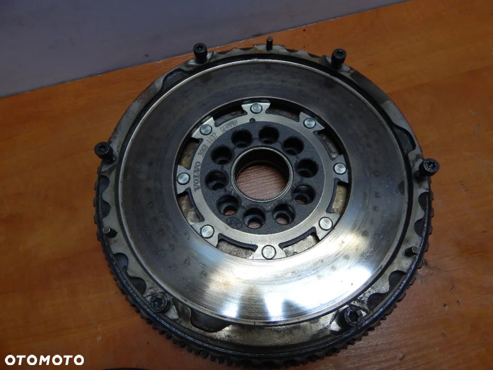Sprzegło dwumasa 2.5 turbo benz 30681137 Volvo v50 s40 xc90 c30 s80 s60 05-13 Łuków części - 12