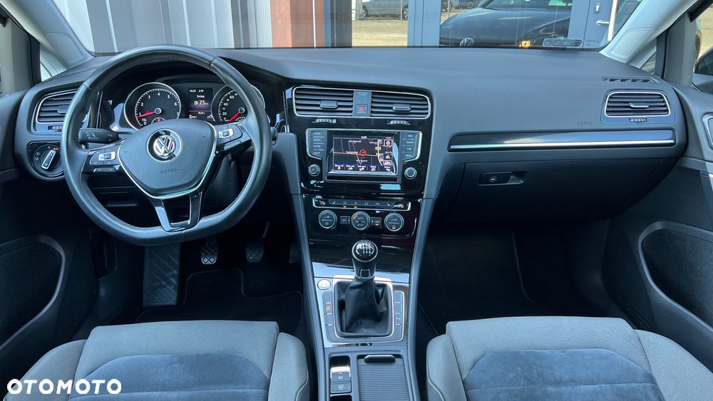 Volkswagen Golf 1.4 TSI BMT Highline - 6