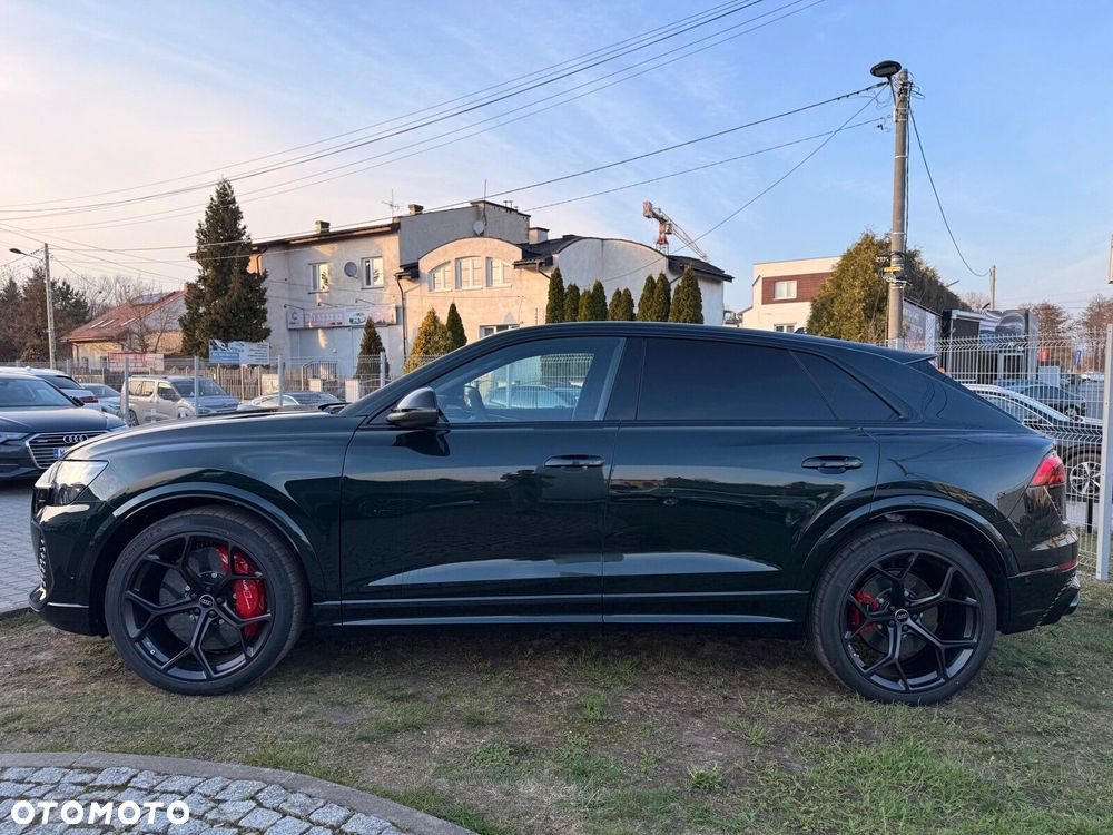 Audi RS Q8 - 4