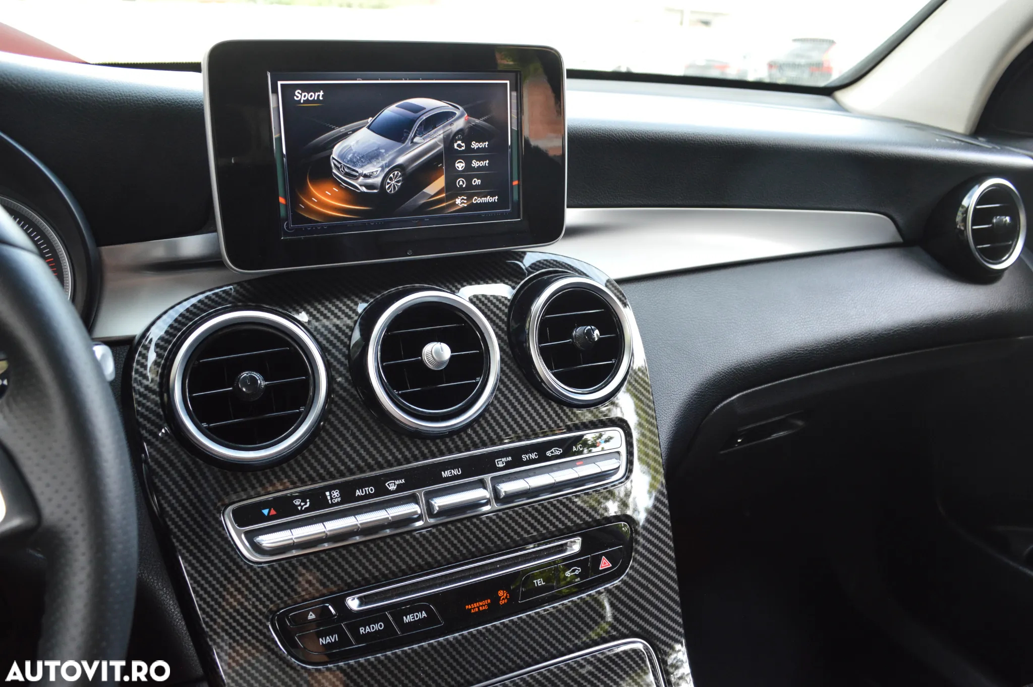 Mercedes-Benz GLC Coupe 250 d 4Matic 9G-TRONIC - 23