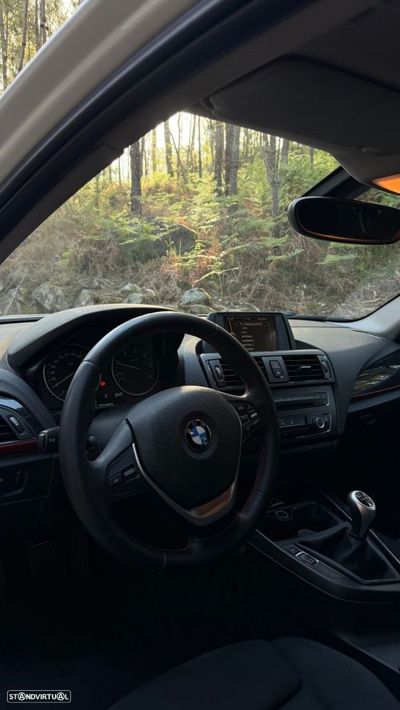 BMW 116 d Line Sport - 16