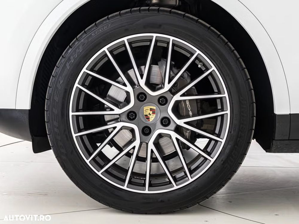 Porsche Cayenne Tiptronic S - 17