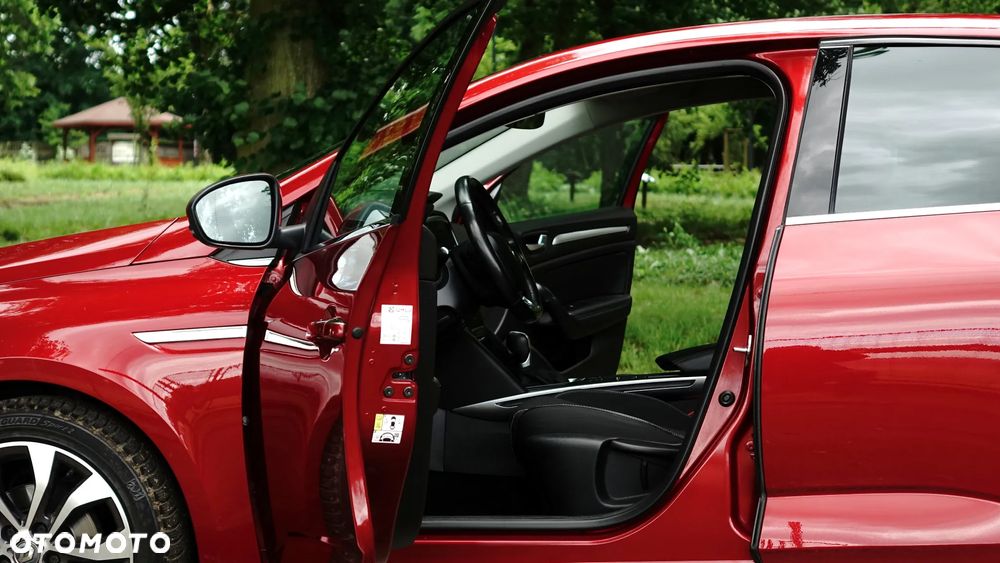 Renault Megane 1.3 TCe Intens EDC - 6