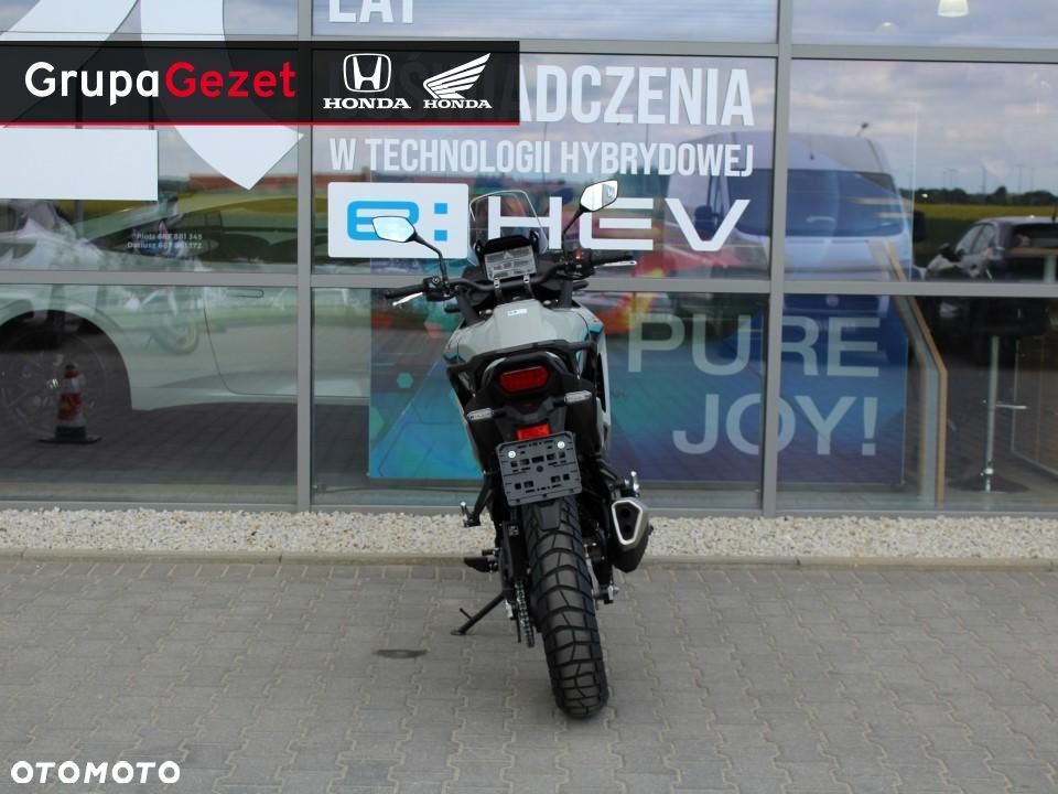 Honda XL - 6