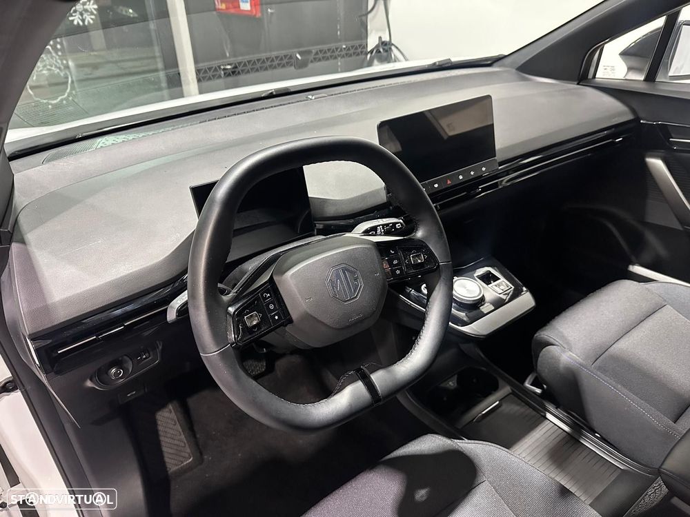 MG MG4 51 kWh Standard - 25