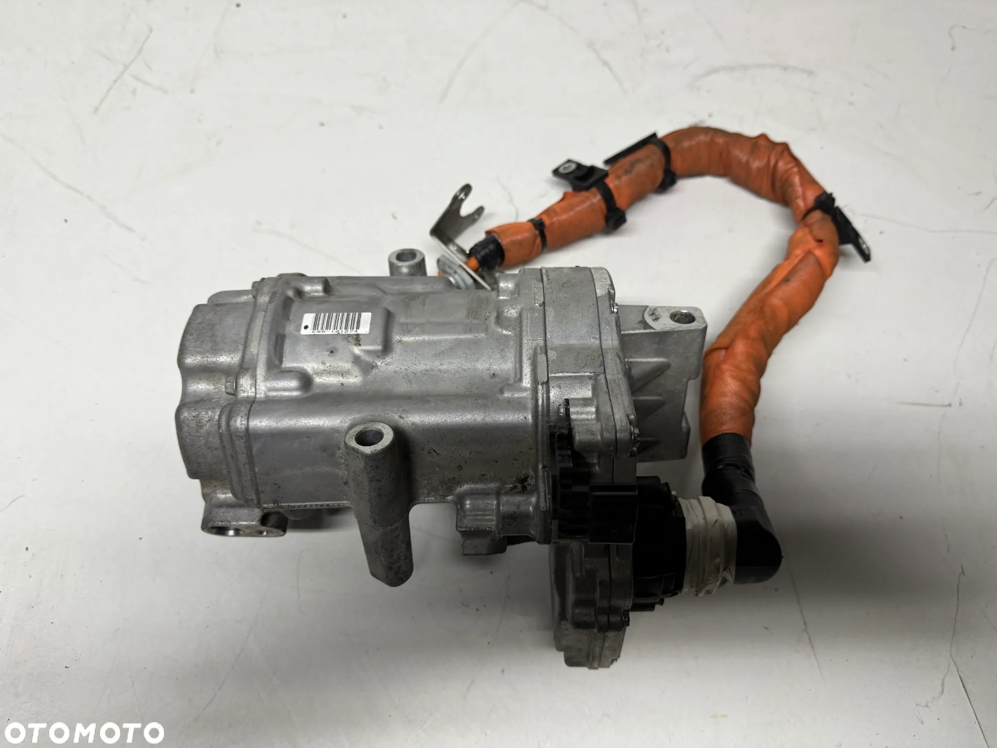RENAULT ARKANA E-TECH SPRĘŻARKA KLIMATYZACJI 1.6 HYBRYDA 926008231R - 2