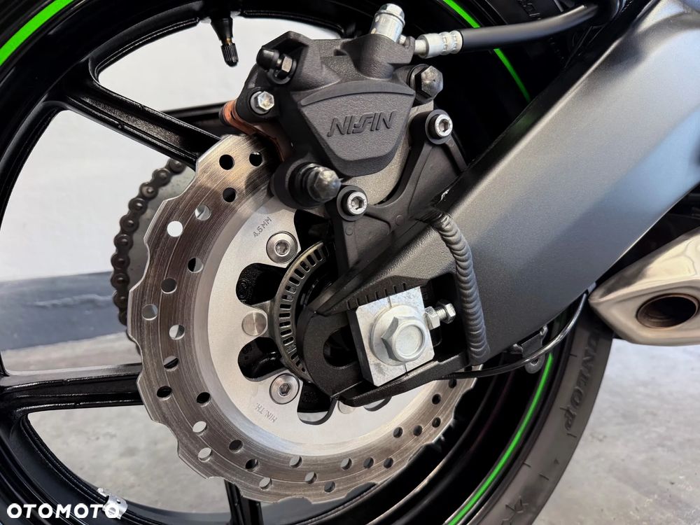 Kawasaki Versys 650 - 20