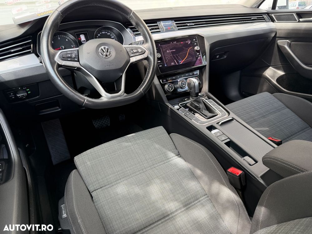 Volkswagen Passat 2.0 TDI DSG Comfortline - 22