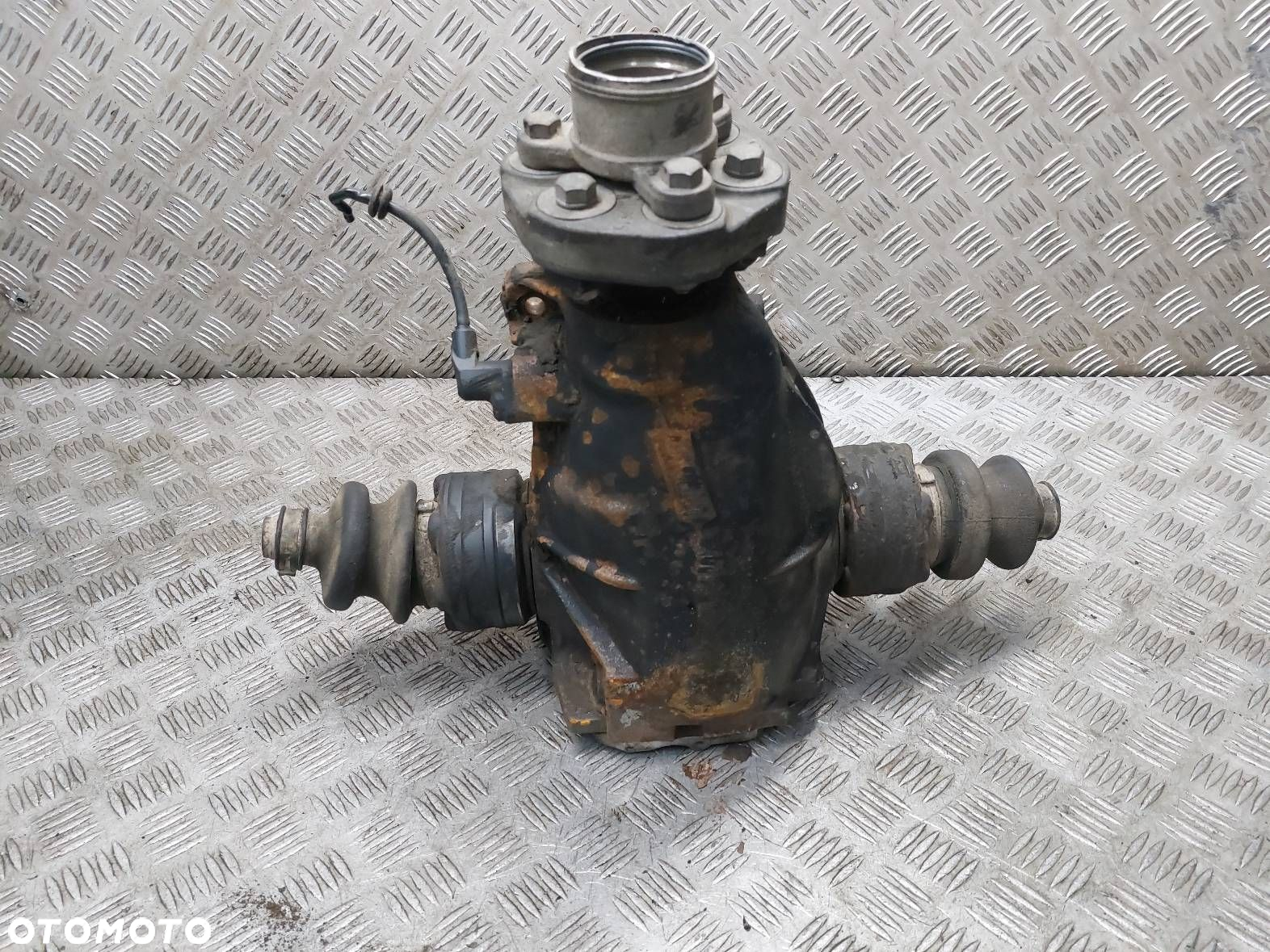 DYFERENCJAŁ DYFER MOST MERCEDES W208 C208 CLK I 2.0 K 3.46 - 9