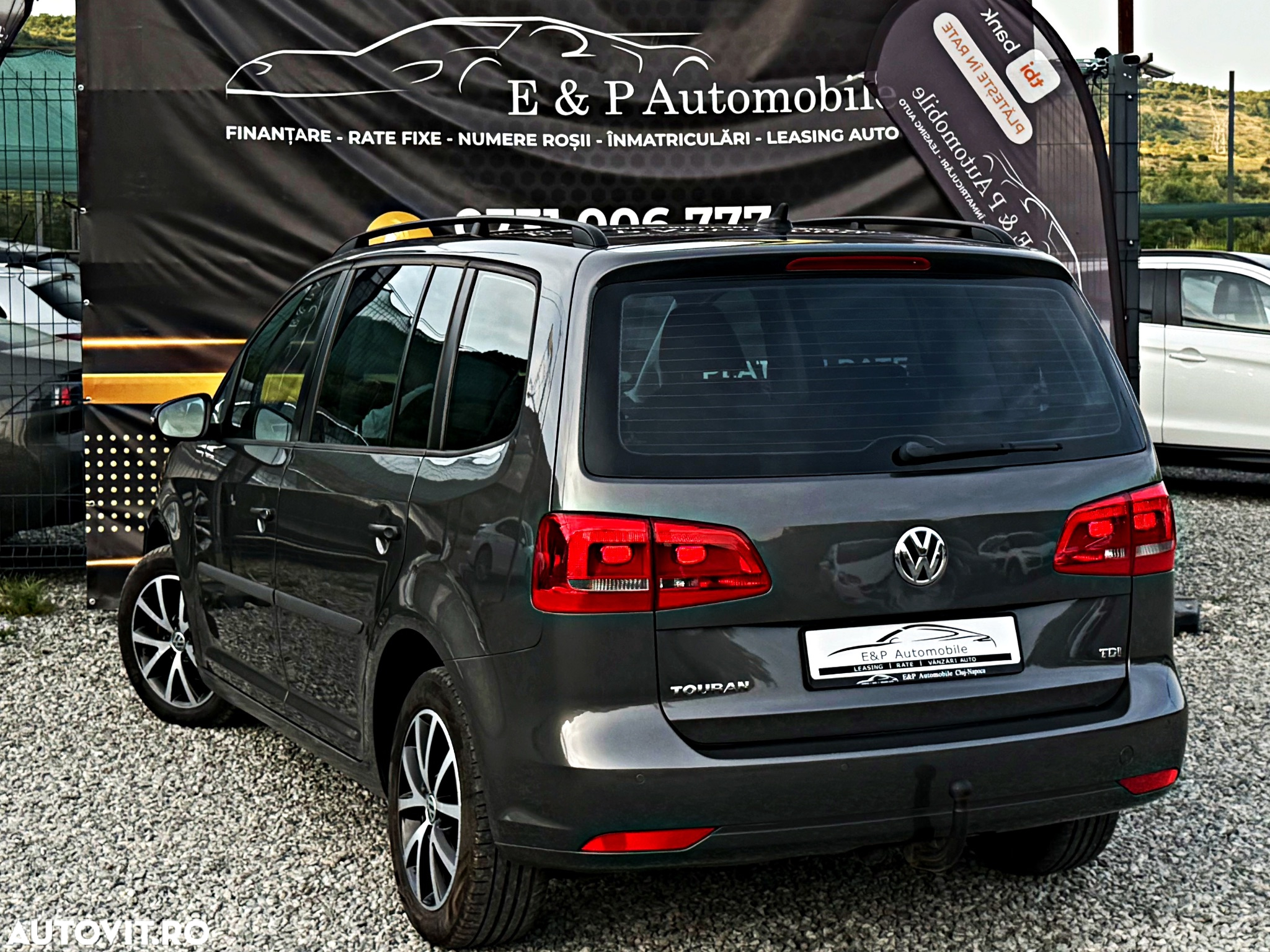 Volkswagen Touran 1.6 TDI BlueMotion Technology Comfortline - 10