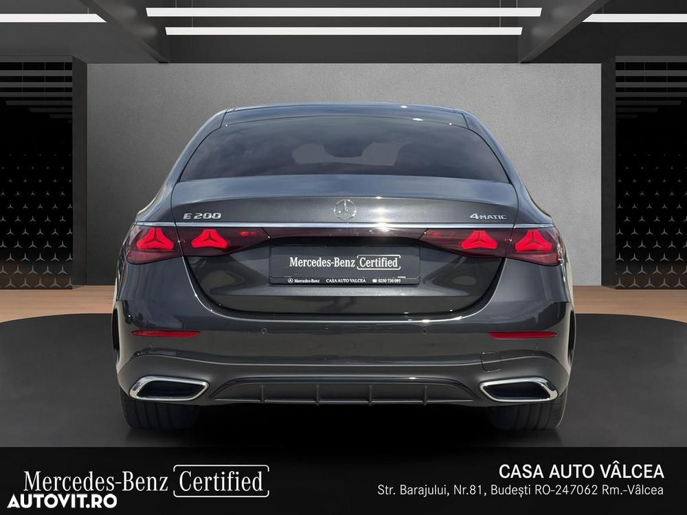 Mercedes-Benz E 200 MHEV 4MATIC Aut. - 4