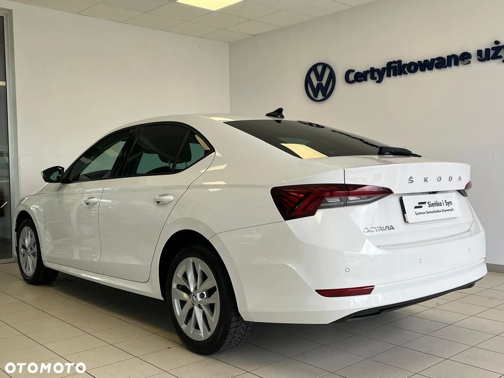 Skoda Octavia 2.0 TDI Ambition - 5