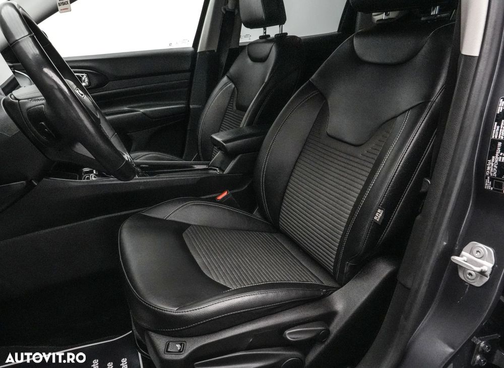 Jeep Compass 1.3T 4xe AT6 PHEV Limited - 13