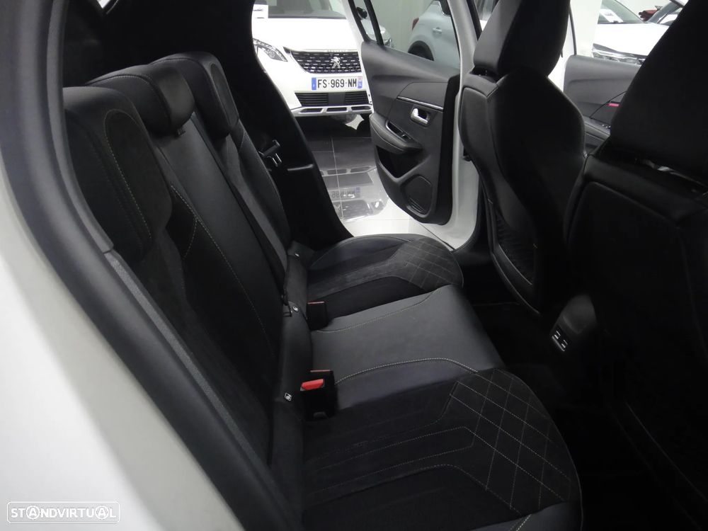 Peugeot e-208 50 kWh GT Pack - 19