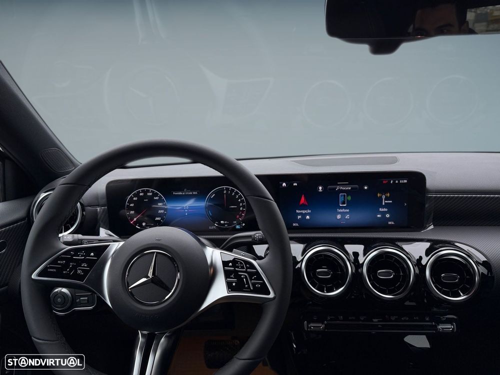 Mercedes-Benz A 250 e — fotografia 13