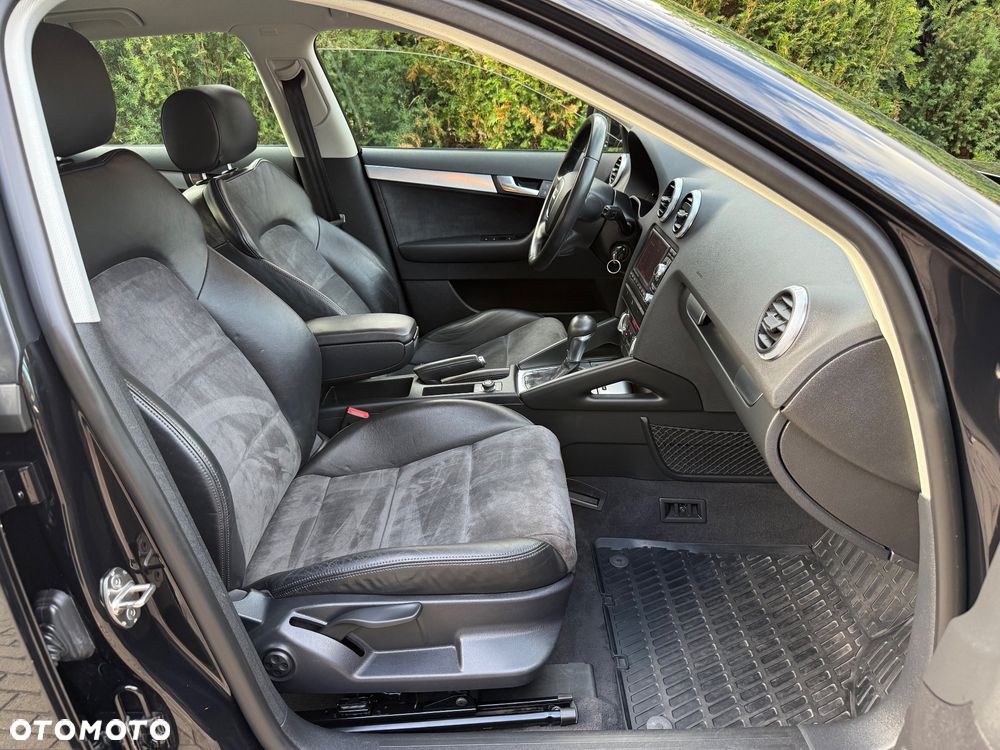 Audi A3 Sportback 1.4 TFSI S tronic Ambiente - 16