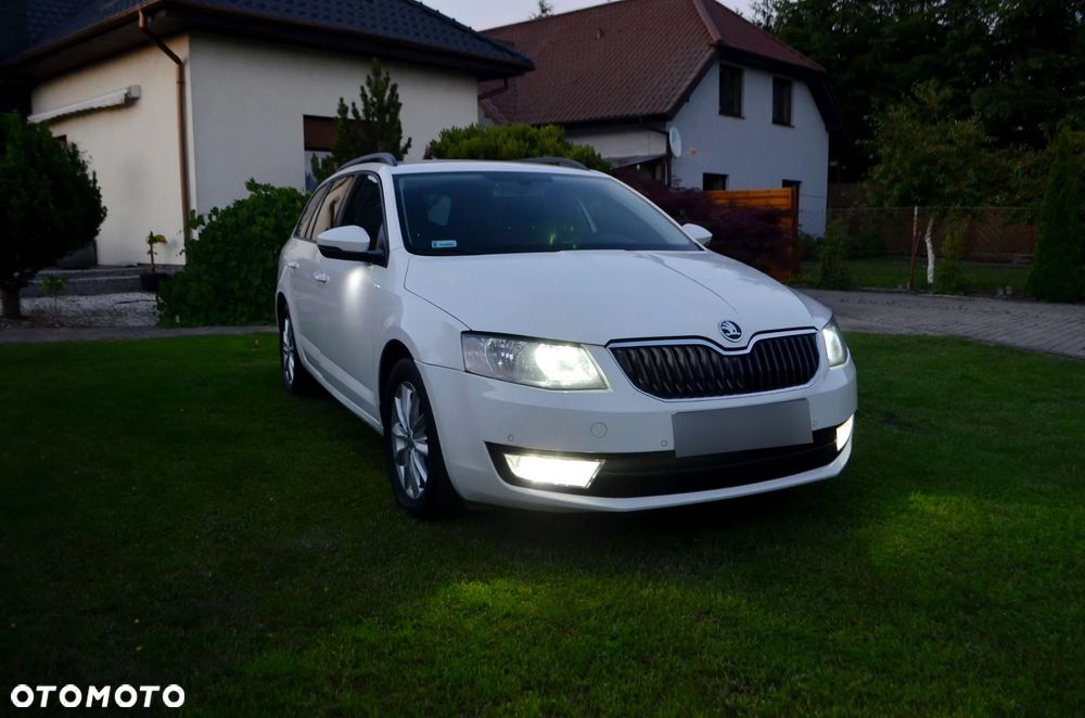 Skoda Octavia 1.6 TDI Active DSG - 12