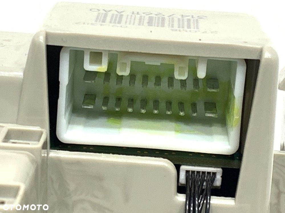 LAMPA SUFITOWA - 229.00 PLN - VOLVO V90 II Kombi (235, 236) 2016 - 2022 D3 110 kW [150 KM] olej - 3