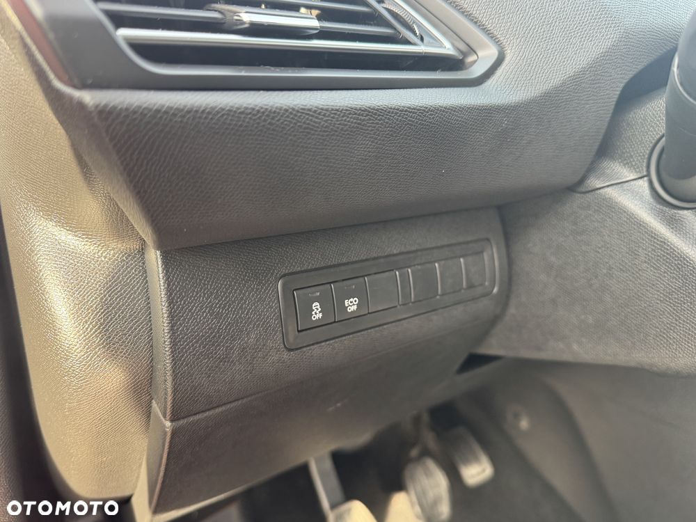 Peugeot 308 - 12