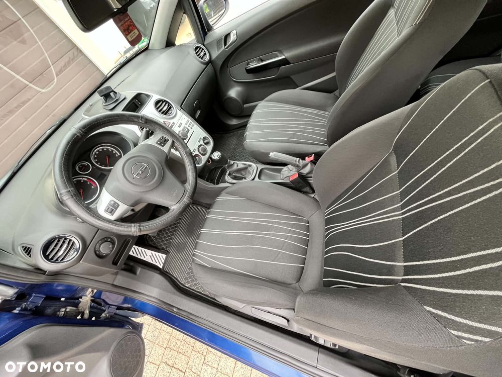 Opel Corsa 1.2 16V Enjoy - 5