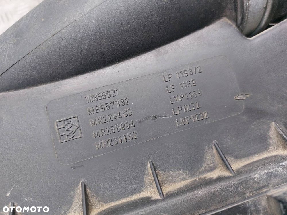 OBUDOWA FILTRA POWIETRZA + RURA DOLOT MITSUBISHI SPACE STAR I 1.6 16V - 4