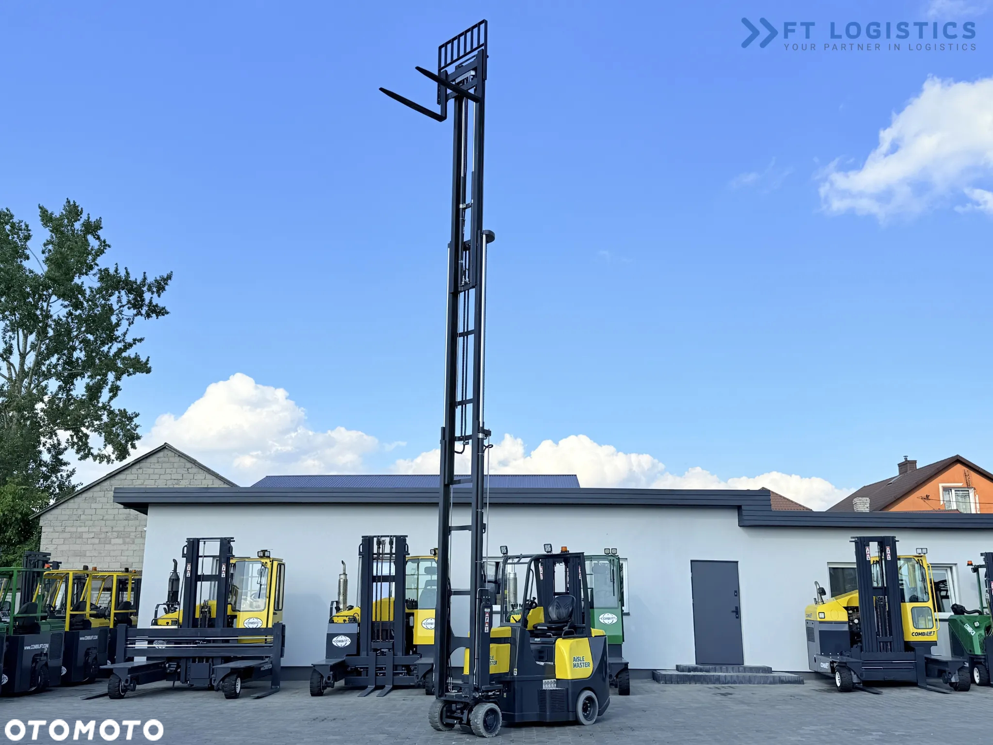Combilift AISLE MASTER 20SHE / PRZEGUBOWY WÓZEK WIDŁOWY / TRIPLEX 8500MM / ELEKTRYCZNY / WOLNY SKOK / PRZESUW WIDEŁ / NOWE OPONY / JEDYNE 1176H / STAN IDEALNY / Szeroka oferta wózków czterokierunkowych i bocznych, dopasowanych do różnorodnych potrzeb i zastosowań - 35