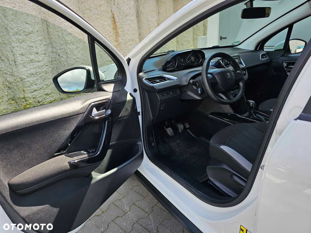 Peugeot 2008 1.2 Pure Tech Access - 9