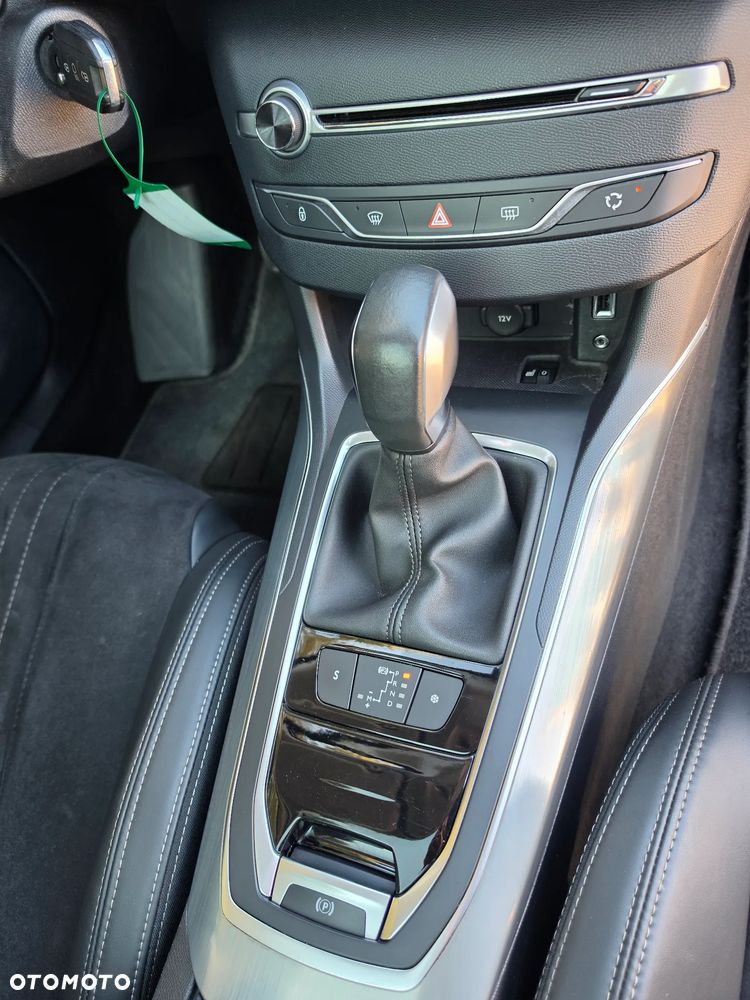 Peugeot 308 BlueHDi 120 EAT6 Stop & Start Allure - 33
