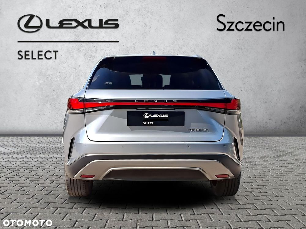 Lexus RX - 4
