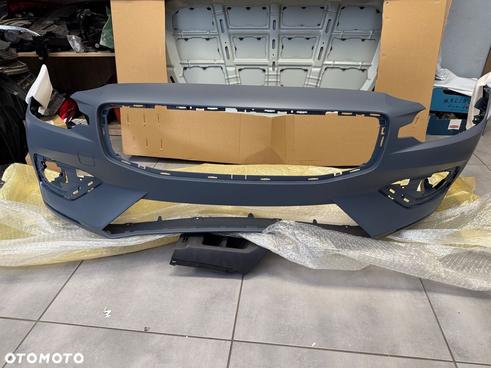 Volvo S 60 V60 zderzak przód nowy III 18-