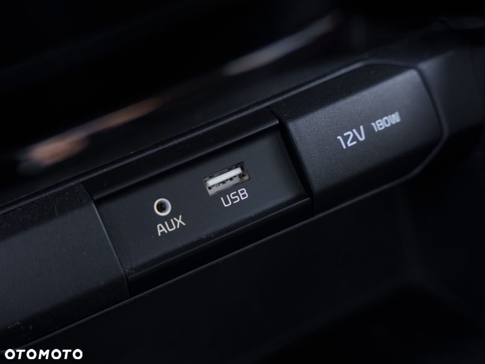 Kia Stonic 1.4 L - 38