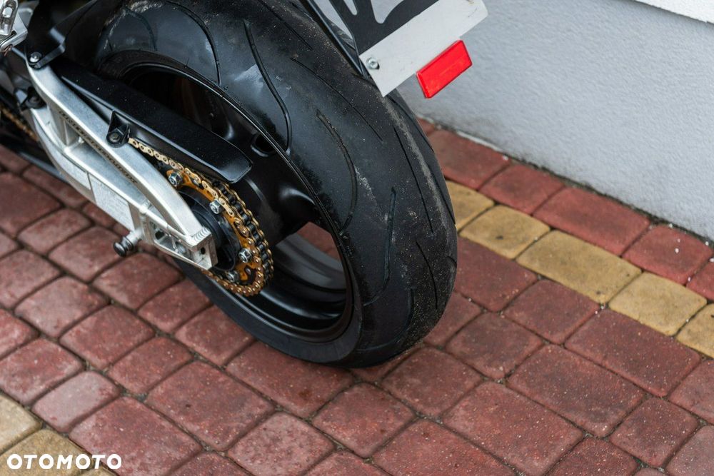 Honda CBR - 8