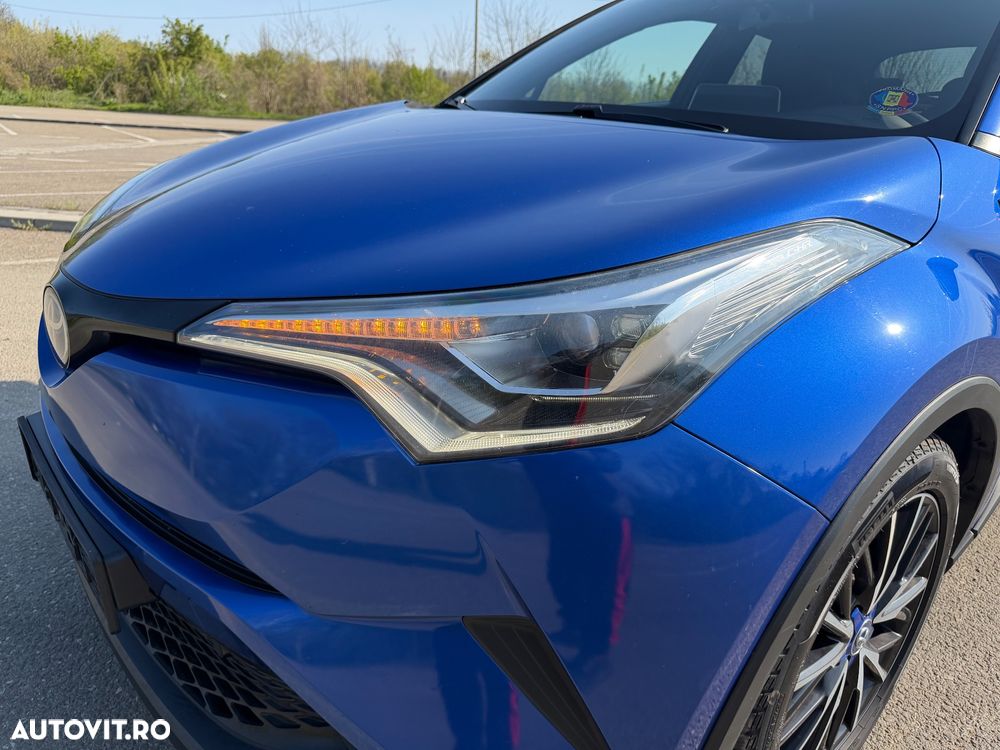 Toyota C-HR 1.8 HSD 4x2 CVT C-ult LED - 29