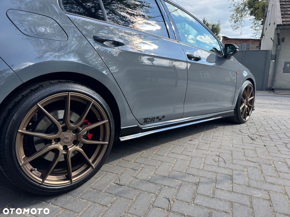 Volkswagen Golf GTI TCR 2.0 TSI OPF DSG - 11