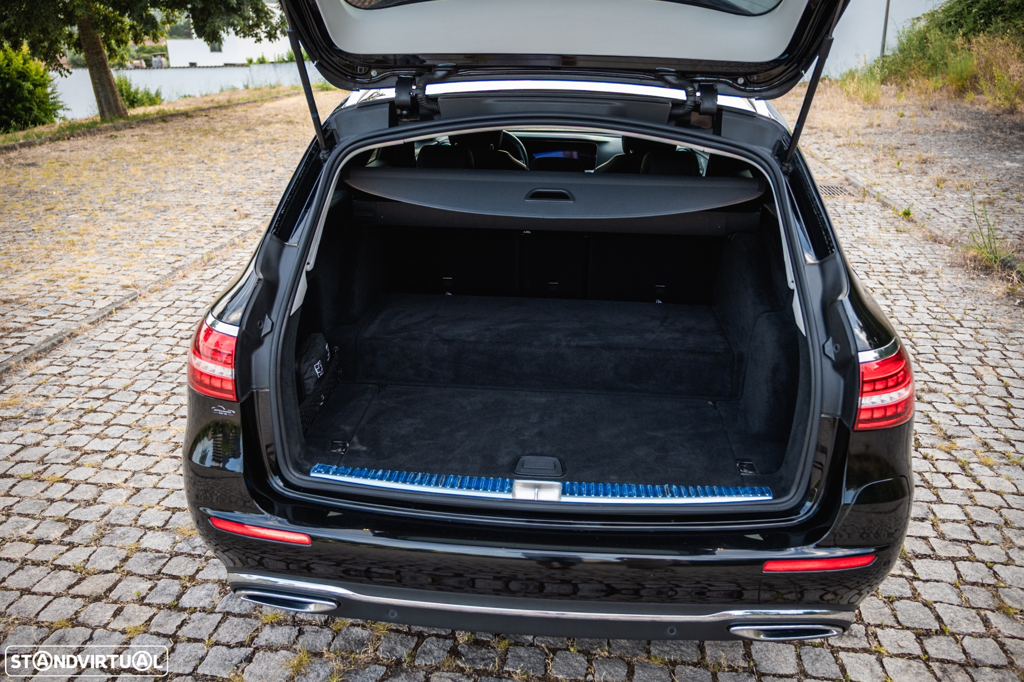 Mercedes-Benz E 300 de Avantgarde - 21