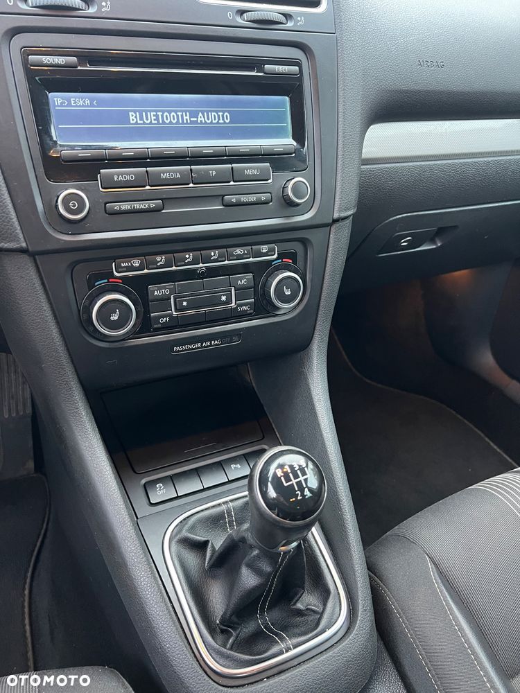 Volkswagen Golf 1.6 TDI DPF MATCH - 12