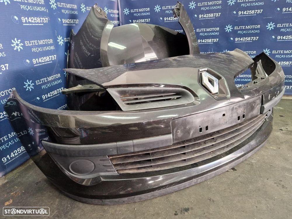 Frente completa usada RENAULT CLIO III 3 185 capot parachoques oticas guardalamas fibra reforço - 4