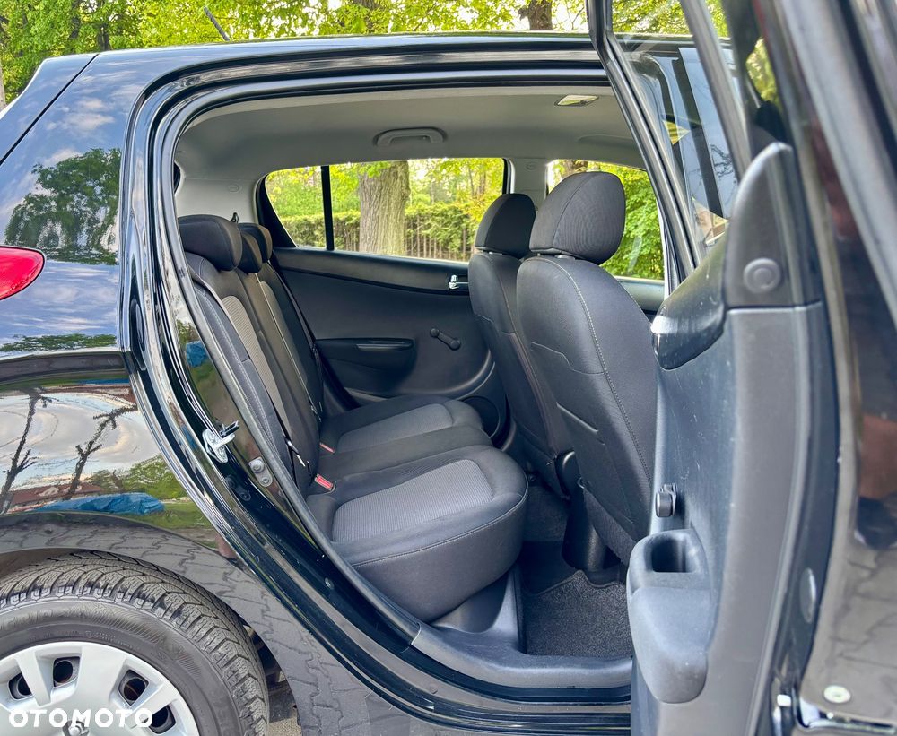 Hyundai i20 1.25 Wersja Jubileuszowa - 29