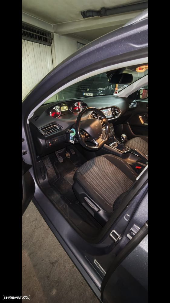 Peugeot 308 SW 1.5 BlueHDi Active - 21
