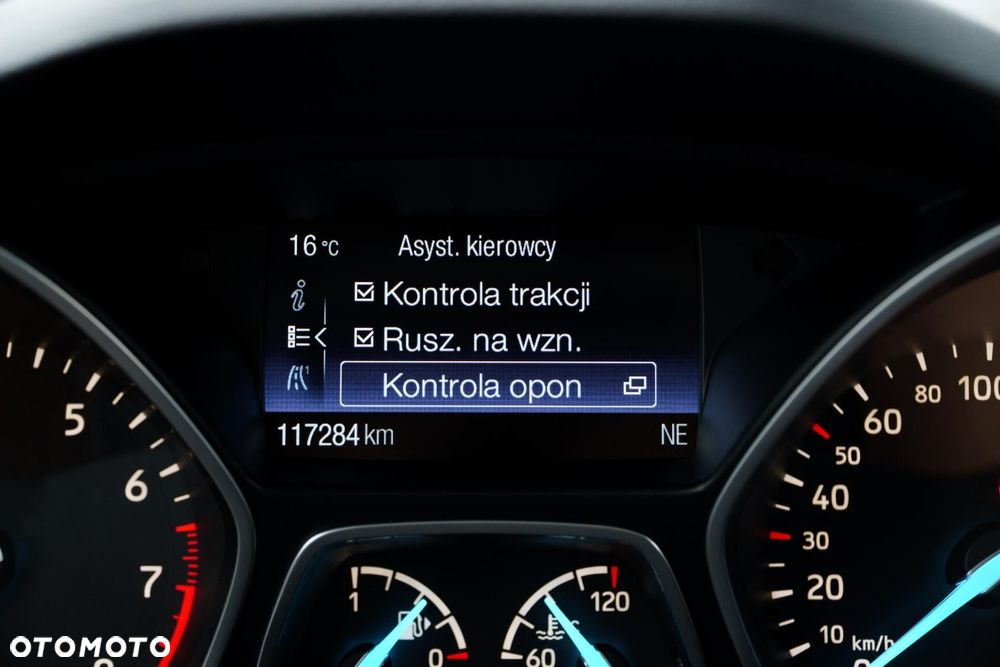 Ford Kuga - 30