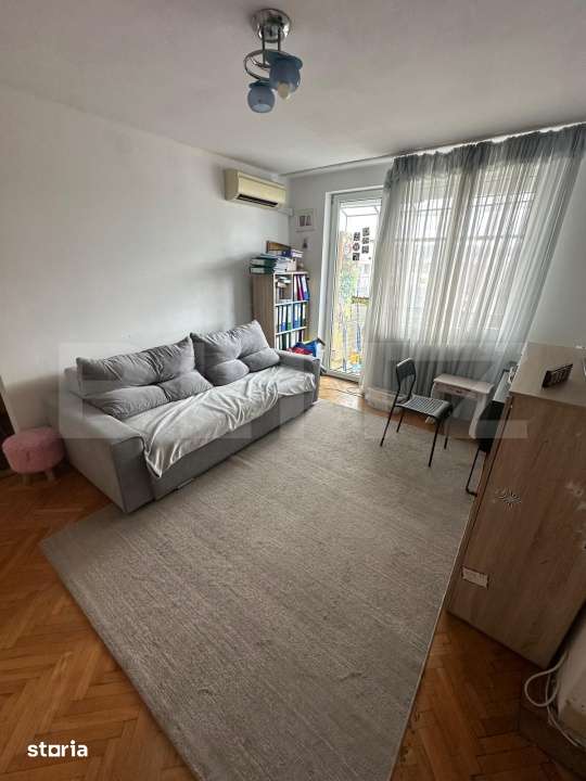 Apartament 3 camere, semidecomandat, 54 mp, balcon, orientare sudica — fotografia 1