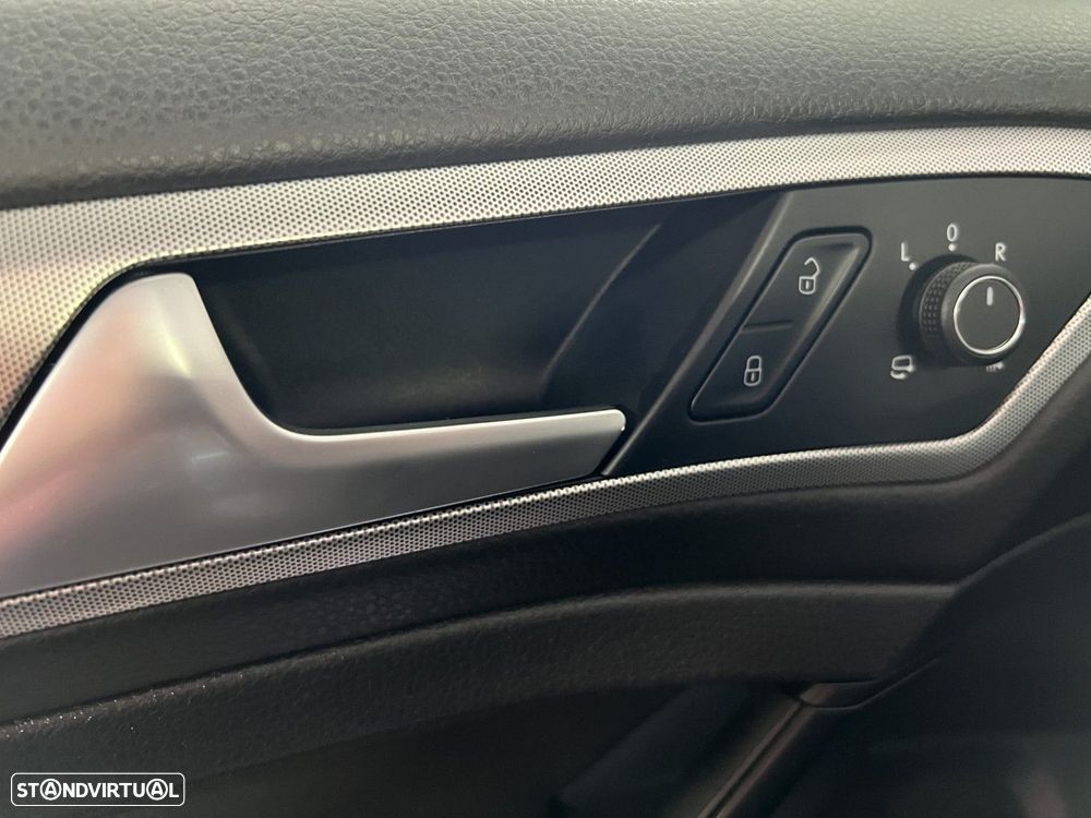 VW Golf 1.0 TSI BlueMotion Comfortline - 20