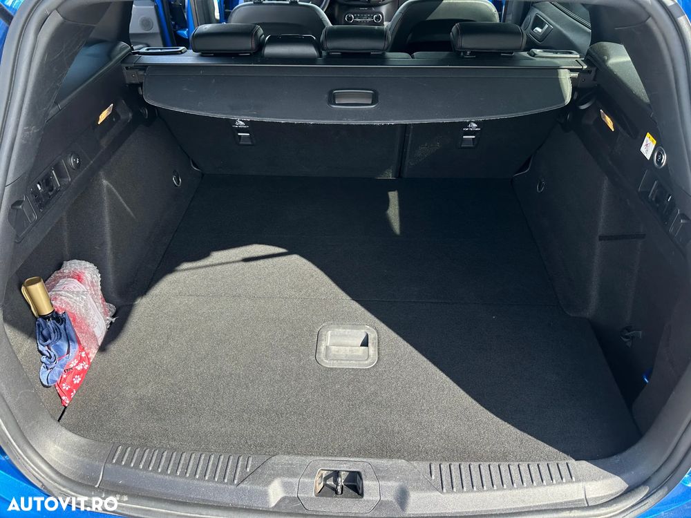 Ford Focus 1.5 EcoBoost ST-Line - 36