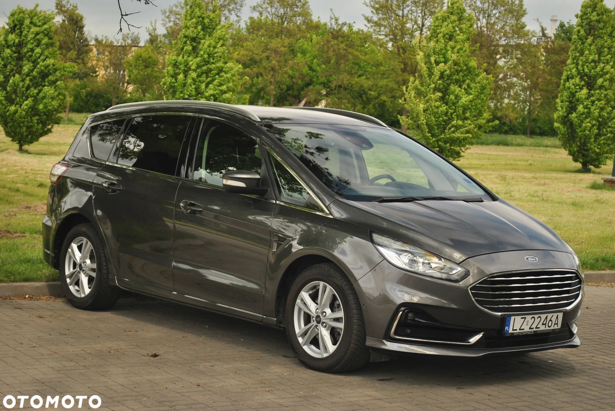 Ford S-Max - 9