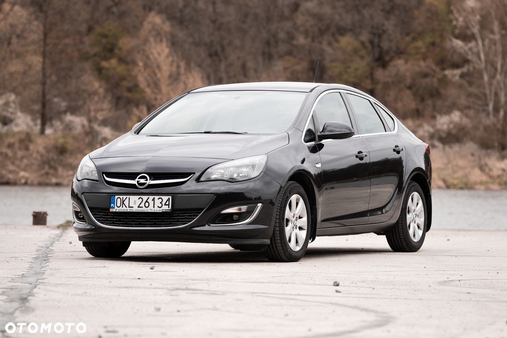 Opel Astra - 4