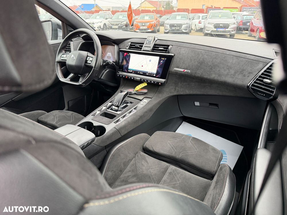 DS Automobiles DS 7 Crossback - 12