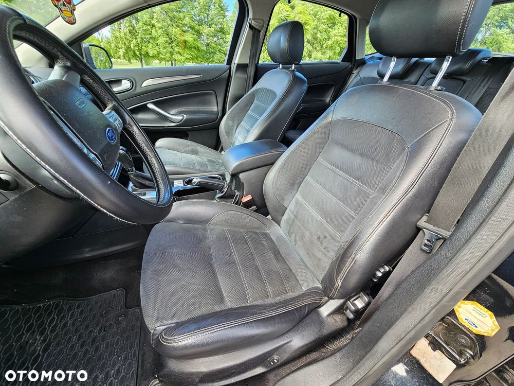 Ford Mondeo 2.0 TDCi Titanium X - 10
