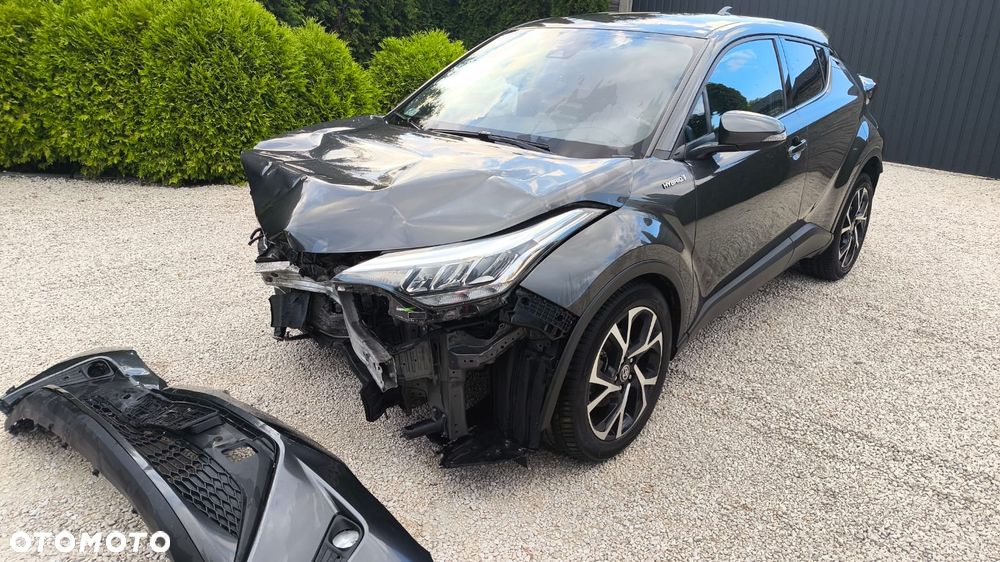 Toyota C-HR - 4