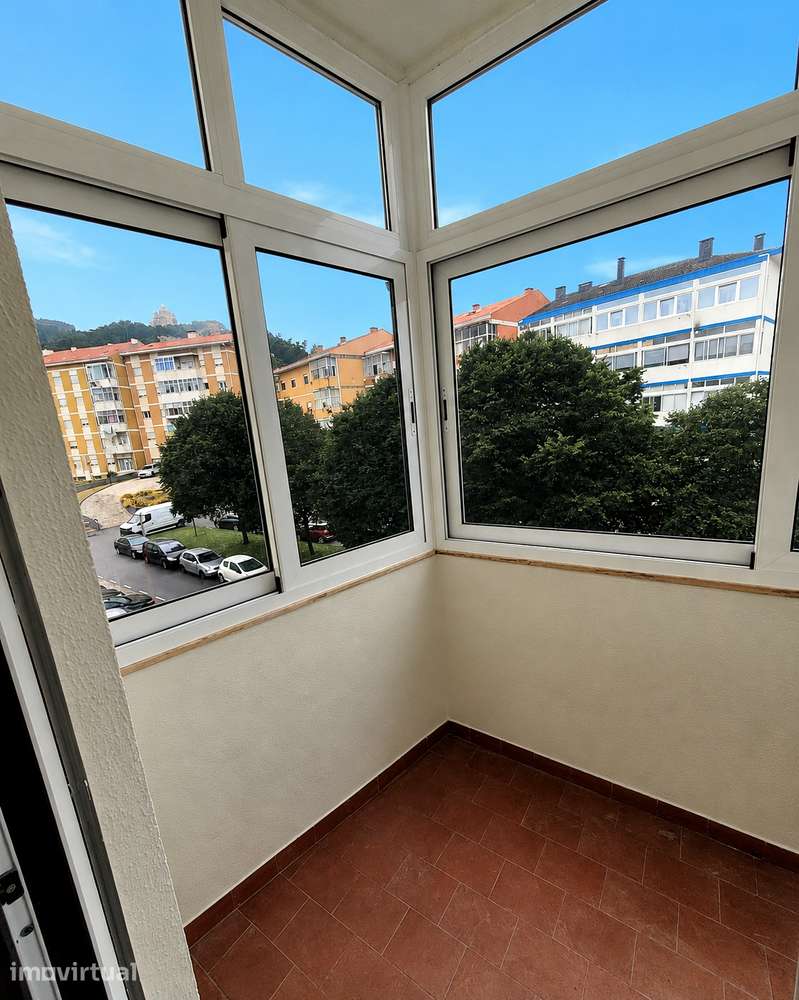 T2 em Monserrate com vista para Santa Luzia - Grande imagem: 2/12
