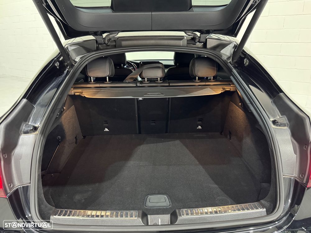 Mercedes-Benz GLC 300 de Coupe 4Matic 9G-TRONIC AMG Line - 36